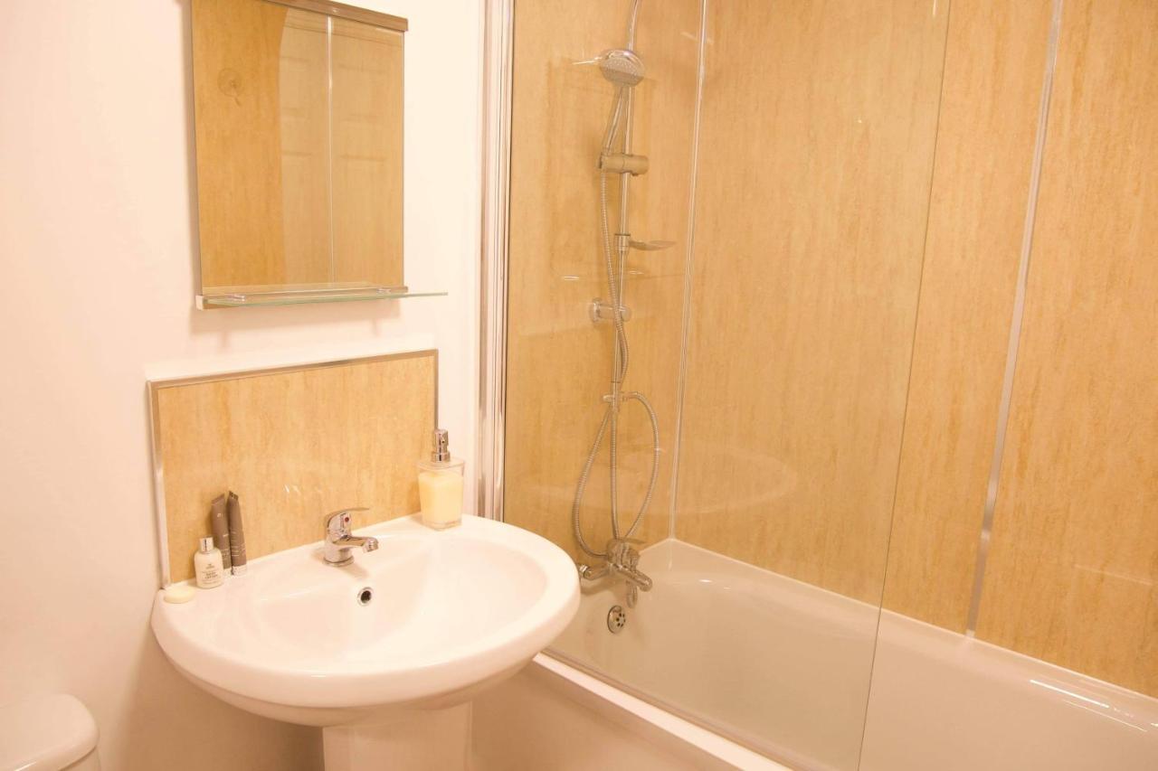York City Centre, Recently Renovated 2 Bedroom Flat Exteriér fotografie