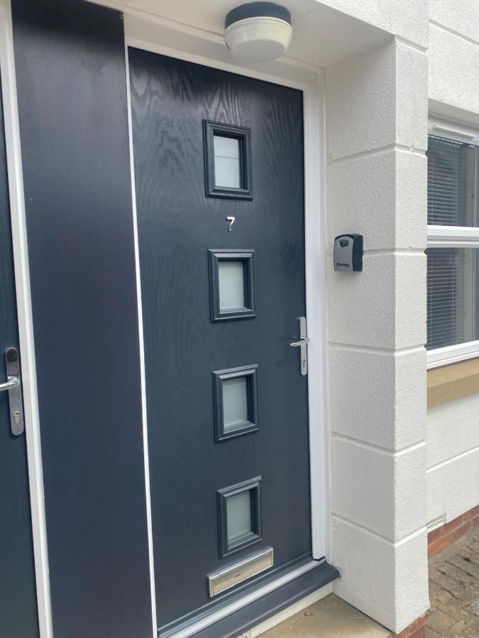 York City Centre, Recently Renovated 2 Bedroom Flat Exteriér fotografie